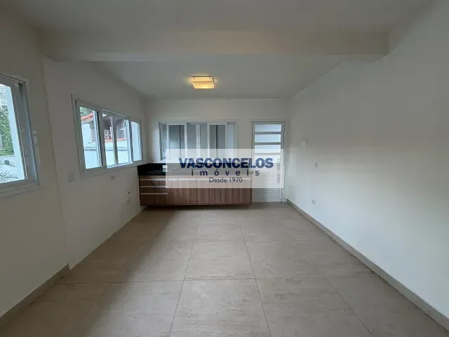 Casa com 250m² 3 quartos e 3 banheiros, para alugar, no bairro Jardim Alvorada em São José dos Campos