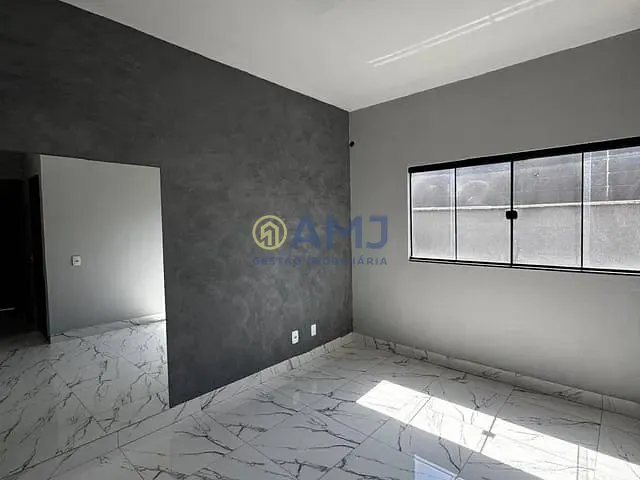 Casa com 150m² 2 quartos e 2 banheiros, à venda, no bairro Cardoso Continuação em Aparecida de Goiânia
