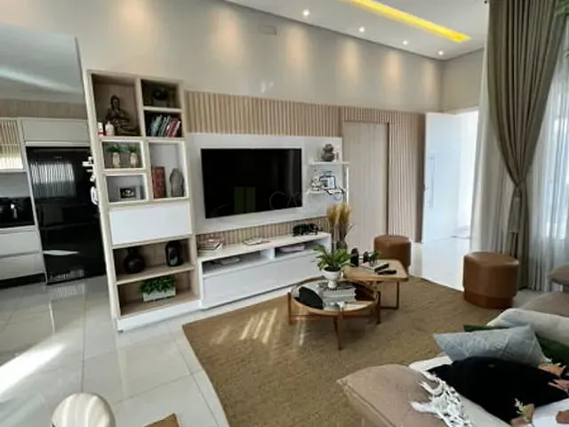 Casa com 360m² 3 quartos e 3 banheiros, à venda, no bairro Jardim Espanha em Apucarana