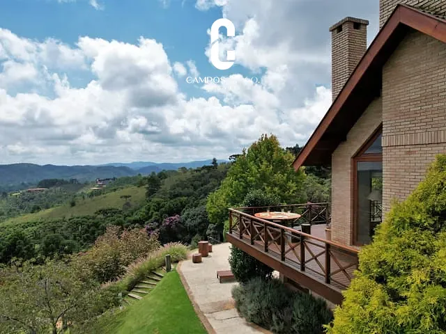 Casa com 4170m² 4 quartos e 6 banheiros, à venda, no bairro Condomínio Iporanga em Campos do Jordão