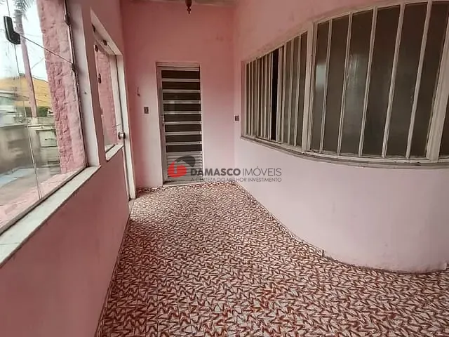 Casa com 229m² 2 quartos e 1 banheiro, à venda, no bairro Osvaldo Cruz em São Caetano do Sul