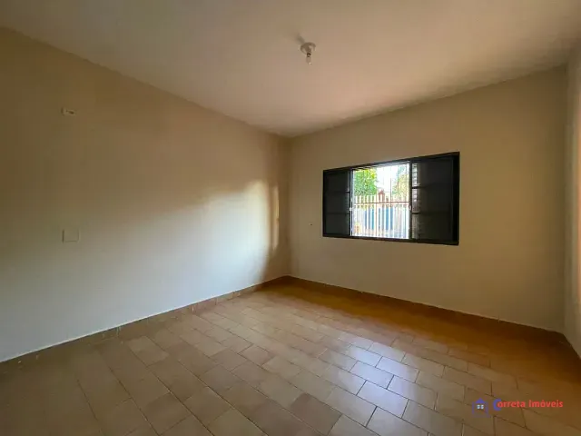 Casa com 230m², à venda ou para alugar, no bairro Centro em Três Lagoas