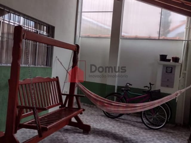 Casa com 156m², à venda, no bairro Laerte Assunção em Pindamonhangaba