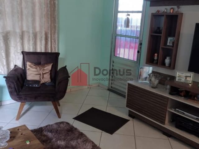 Casa com 156m², à venda, no bairro Laerte Assunção em Pindamonhangaba