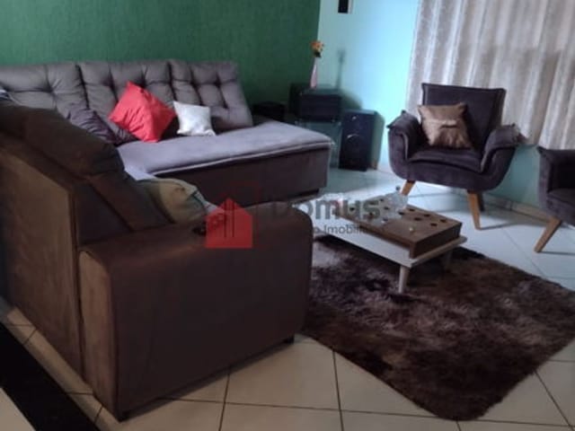 Casa com 156m², à venda, no bairro Laerte Assunção em Pindamonhangaba