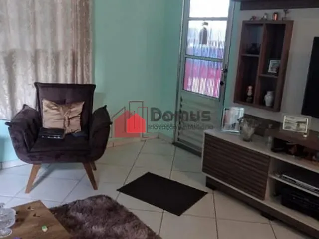 Casa com 156m², à venda, no bairro Laerte Assunção em Pindamonhangaba