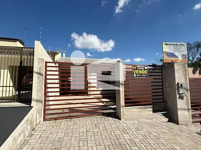 Casa com 151m² 3 quartos e 2 banheiros, à venda, no bairro Jardim Capricornio em Rolândia