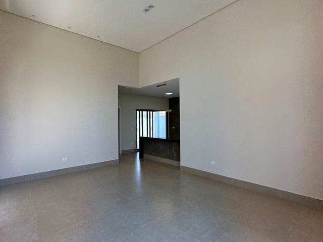 Casa com 324m² 3 quartos e 1 banheiro, à venda, no bairro Residencial Mac Knight em Santa Bárbara D'Oeste
