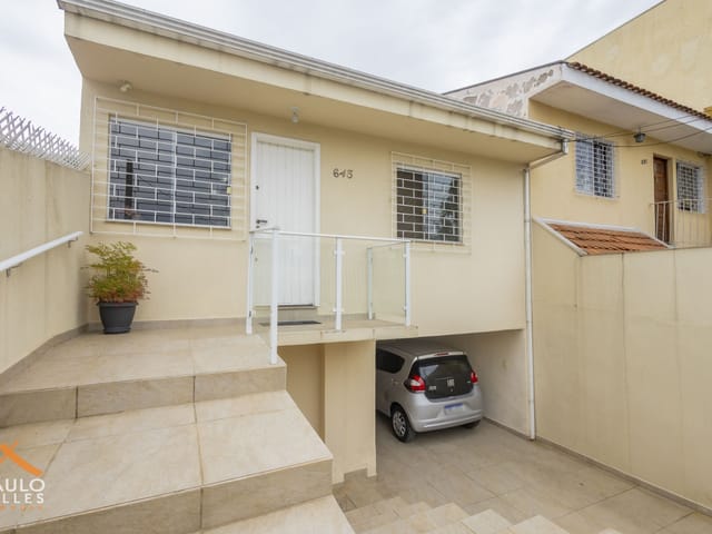 Casa 3 quartos e 2 banheiros, à venda, no bairro Bairro Alto em Curitiba
