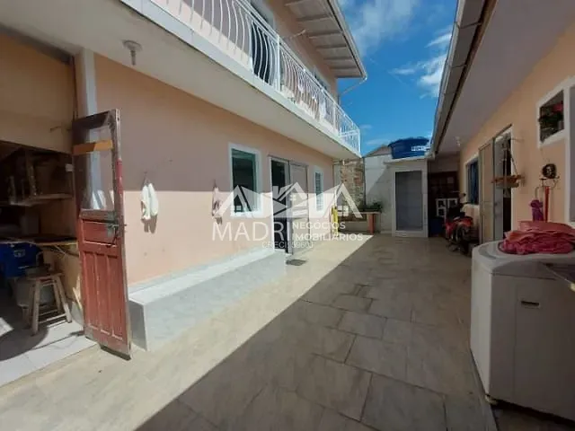 Casa com 217m² 4 quartos e 2 banheiros, à venda, no bairro São Sebastião em Palhoça