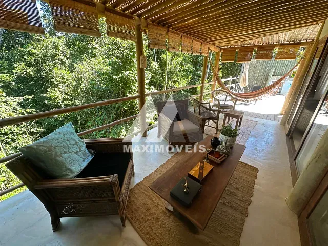 Casa com 670m² 3 quartos e 3 banheiros, à venda, no bairro Trancoso em Porto Seguro