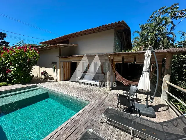 Casa com 670m² 3 quartos e 3 banheiros, à venda, no bairro Trancoso em Porto Seguro