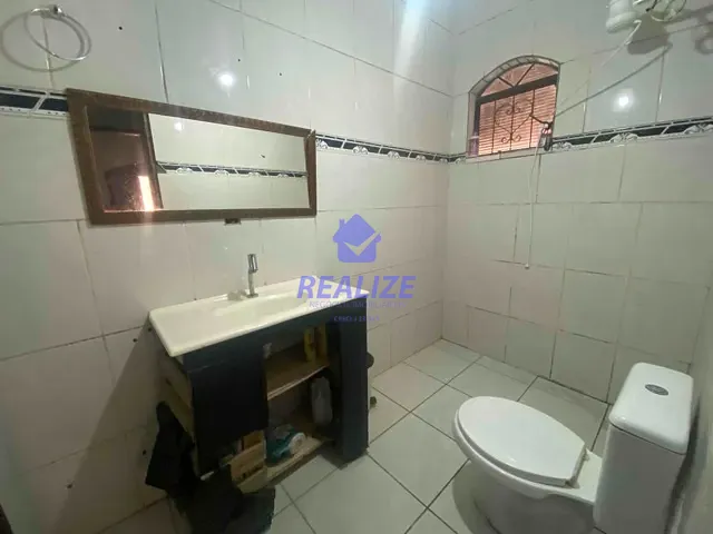 Casa com 200m² 3 quartos e 2 banheiros, à venda, no bairro Conjunto Habitacional Humberto Popolo em Botucatu