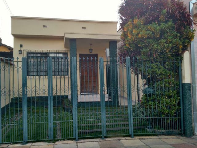 Foto do Casa - Casa à venda , São Vicente, próximo ao Mercado Municipal. | MOHALLEM e LOPES CORRETAGEM E ADMINISTRACAO DE IMOVEIS LTDA