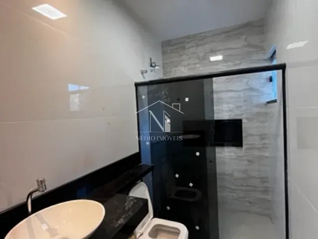 Casa com 360m² 4 quartos e 2 banheiros, à venda, no bairro Cajueiros (Itaipuaçu) em Maricá