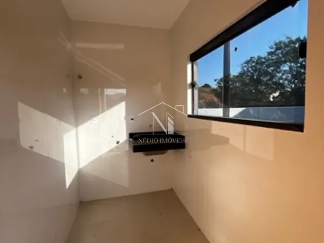 Casa com 360m² 4 quartos e 2 banheiros, à venda, no bairro Cajueiros (Itaipuaçu) em Maricá
