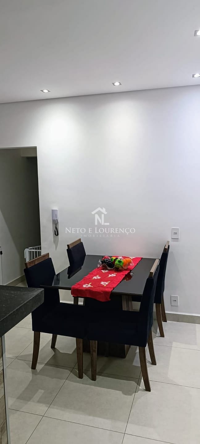 Casa à venda com 3 quartos, 109m² - Foto 4