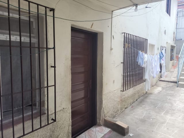 Casa com 50m² 1 quarto e 1 banheiro, para alugar, no bairro Jardim Figueira Grande em São Paulo