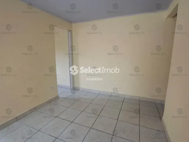 Casa com 70m² 1 quarto e 1 banheiro, para alugar, no bairro Jardim Sônia Maria em Mauá