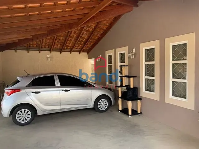 Casa com 271m² 2 quartos e 2 banheiros, à venda, no bairro Conjunto Habitacional Agostinho Alcala em Porto Feliz