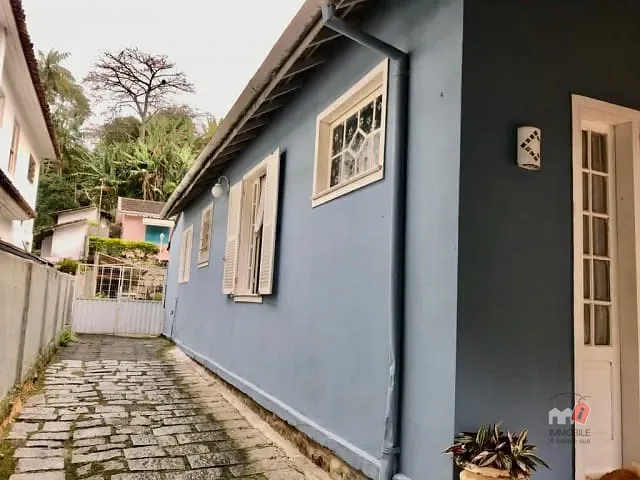Casa com 1087m² 5 quartos e 1 banheiro, à venda, no bairro Centro em Petrópolis