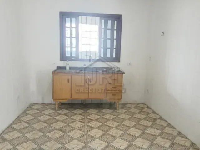 Casa com 250m² 2 quartos e 1 banheiro, para alugar, no bairro Jardim Miranda D'Aviz em Mauá