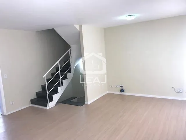Casa 3 quartos e 4 banheiros, à venda, no bairro Parque Munhoz em São Paulo