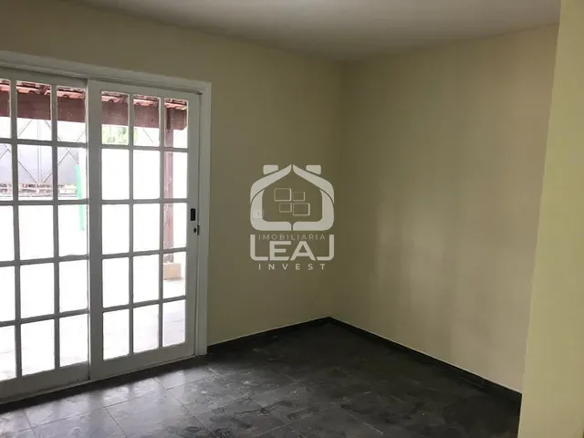 Casa 3 quartos e 4 banheiros, à venda, no bairro Parque Munhoz em São Paulo