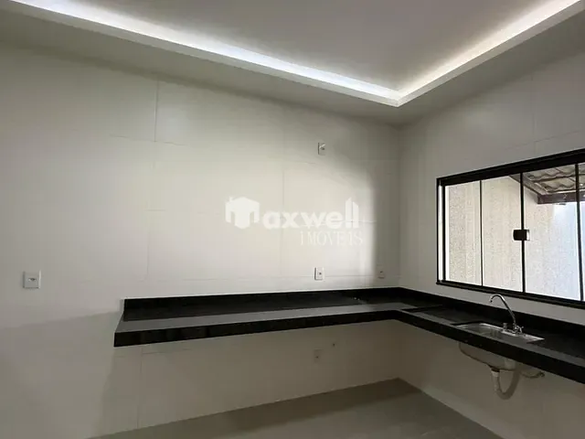 Casa com 227m² 3 quartos e 2 banheiros, à venda, no bairro Pontal Sul - Acréscimo em Aparecida de Goiânia