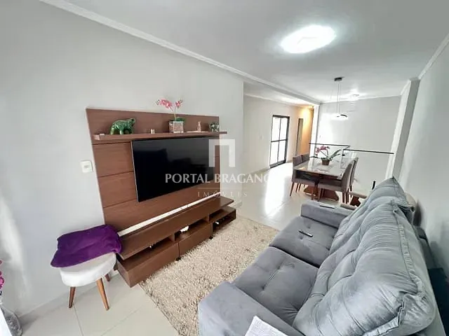 Casa 3 quartos e 3 banheiros, à venda, no bairro Centro em Bragança Paulista