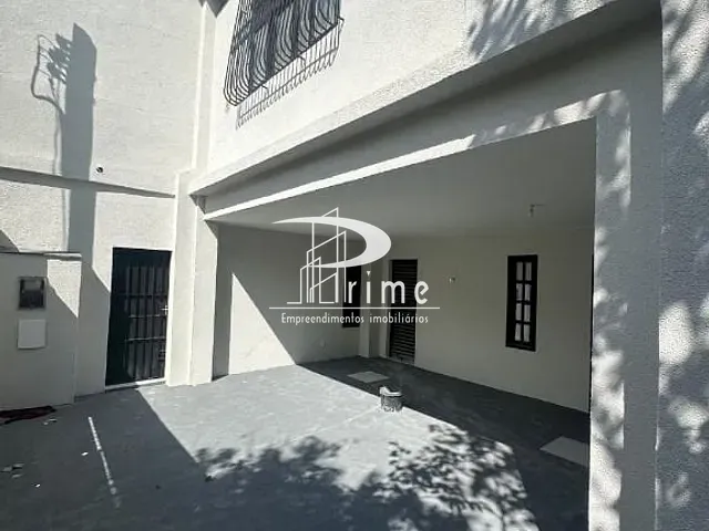 Casa com 460m², para alugar, no bairro Centro em Niterói