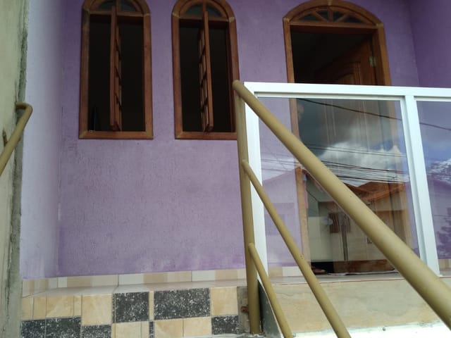 Casa com 360m² 4 quartos e 3 banheiros, à venda, no bairro Parque Xangri-Lá em Contagem