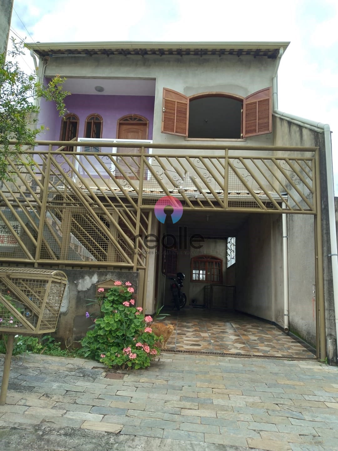 Casa à venda com 4 quartos, 70m² - Foto 1