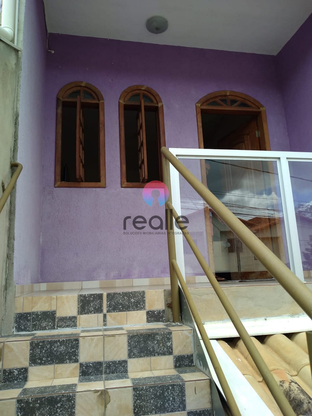 Casa à venda com 4 quartos, 70m² - Foto 2