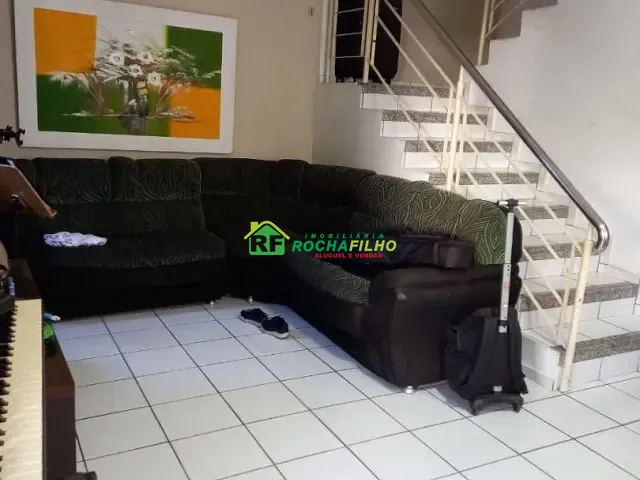 Casa com 160m² 4 quartos e 2 banheiros, à venda, no bairro Gurupi em Teresina
