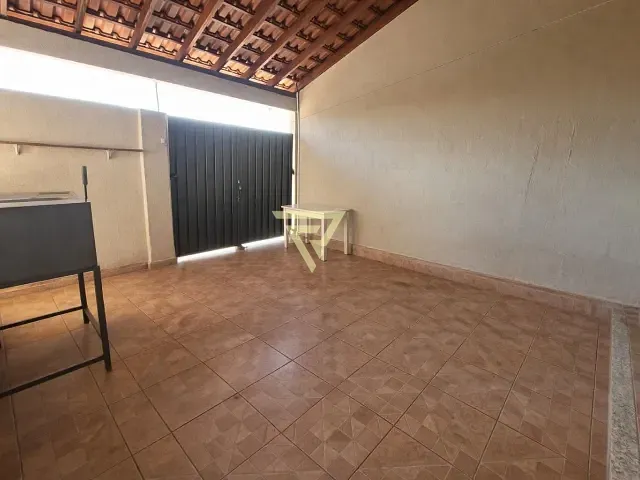 Casa com 200m² 3 quartos e 2 banheiros, à venda, no bairro Jardim Castelo Branco em Ribeirão Preto