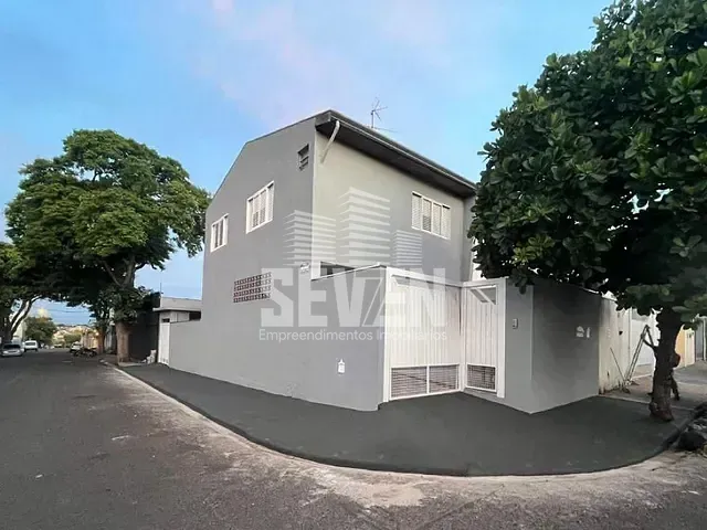 Casa com 138m² 3 quartos e 2 banheiros, à venda, no bairro Alto Higienópolis em Bauru
