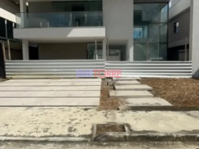 Casa 4 quartos e 3 banheiros, à venda, no bairro Salobrinho em Ilhéus