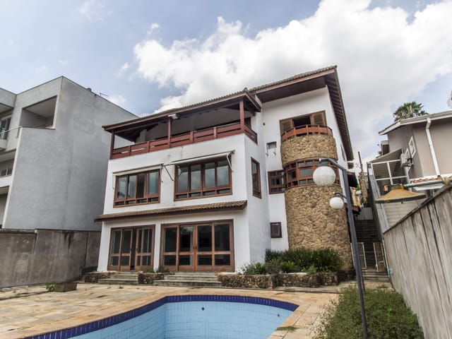 Casa com 608m² 4 quartos e 7 banheiros, à venda, no bairro Alphaville em Santana de Parnaíba