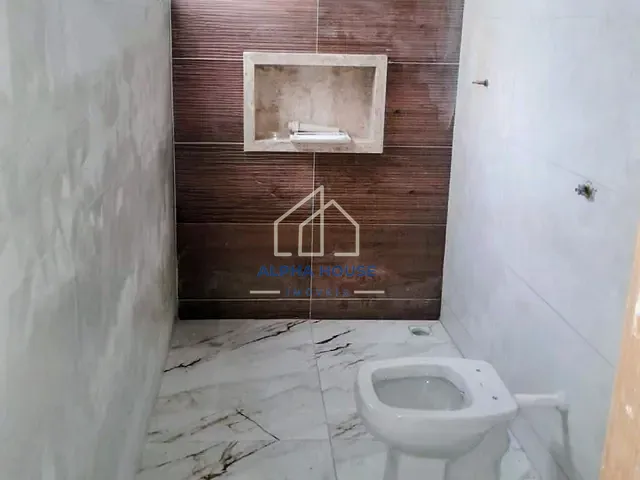 Casa com 150m² 2 quartos e 1 banheiro, à venda, no bairro Jardim Cristina em Pindamonhangaba