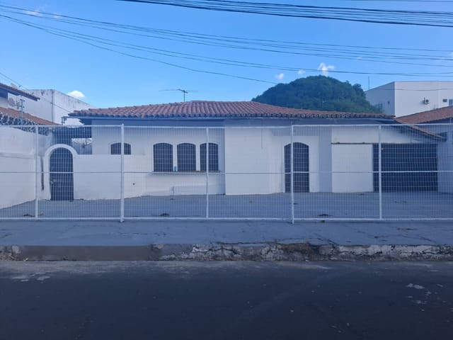 Foto do Casa - Casa à venda na Rua Eletricista Guilherme, Fátima, Teresina, PI | Cristina Lopes Imobiliária