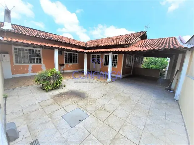 Casa com 300m² 5 quartos e 1 banheiro, à venda, no bairro Campo Grande em Rio de Janeiro