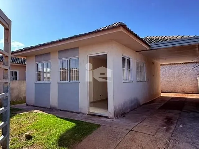Casa com 152m² 2 quartos e 1 banheiro, à venda, no bairro Conjunto Habitacional Tomie Nagatani em Rolândia