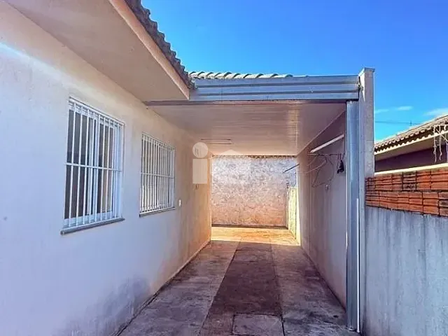 Casa com 152m² 2 quartos e 1 banheiro, à venda, no bairro Conjunto Habitacional Tomie Nagatani em Rolândia