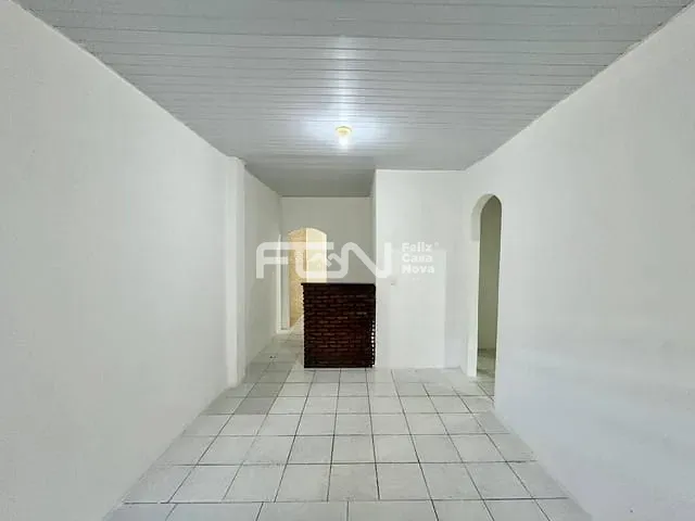 Casa 5 quartos e 2 banheiros, à venda, no bairro Novo Horizonte em Camaçari