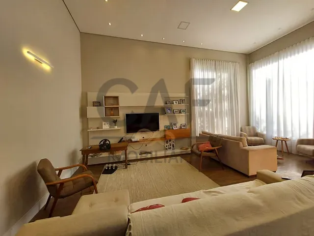 Casa com 406m² 3 quartos e 5 banheiros, à venda, no bairro Residencial Nova Holanda em Holambra