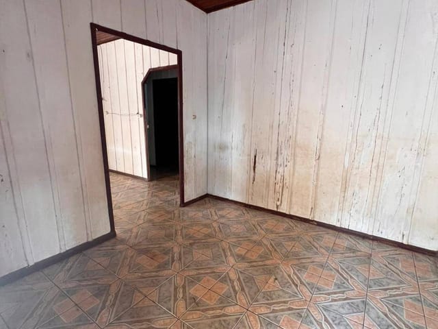 Casa com 308m² 3 quartos e 1 banheiro, à venda, no bairro Jardim das Palmeiras em Sinop
