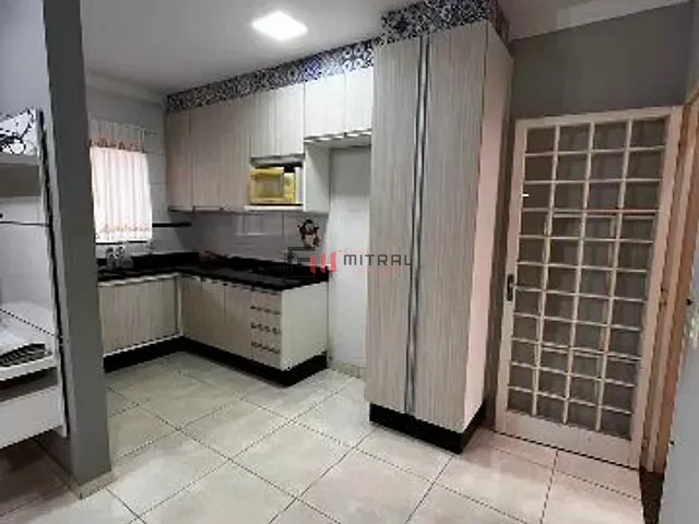 Casa 3 quartos e 1 banheiro, à venda, no bairro Alto da Boa Vista em Londrina