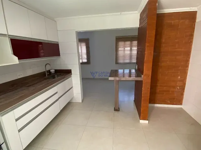 Casa com 140m² 2 quartos e 1 banheiro, à venda, no bairro Jardim Santa Júlia em São José dos Campos