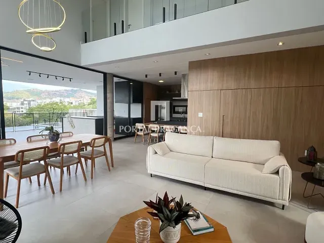 Casa com 460m² 4 quartos e 6 banheiros, à venda ou para alugar, no bairro Condomínio Vale das Águas em Bragança Paulista